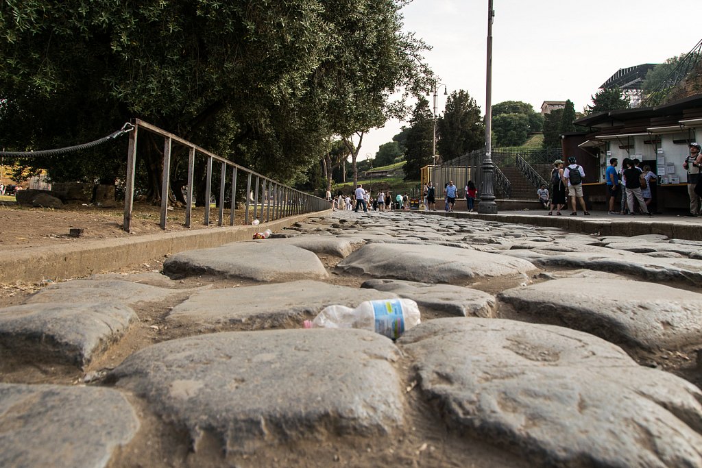 Roms Straßen waren nicht für Fahrräder gemacht
